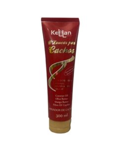 Kellan progressiva "Ativador de Cachos Loucas por Cachos Kellan em embalagem" "Aplicação do Ativador de Cachos Kellan em cabelos cacheados" "Resultados de cachos definidos com Ativador Loucas por Cachos Kella